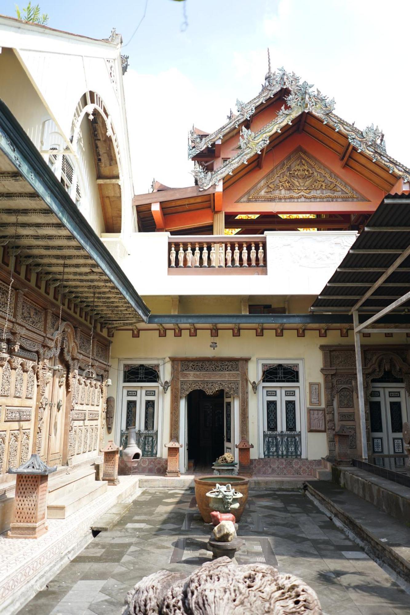 Rumah Pesik Art & Heritage Hotel Gondowulung Exterior foto