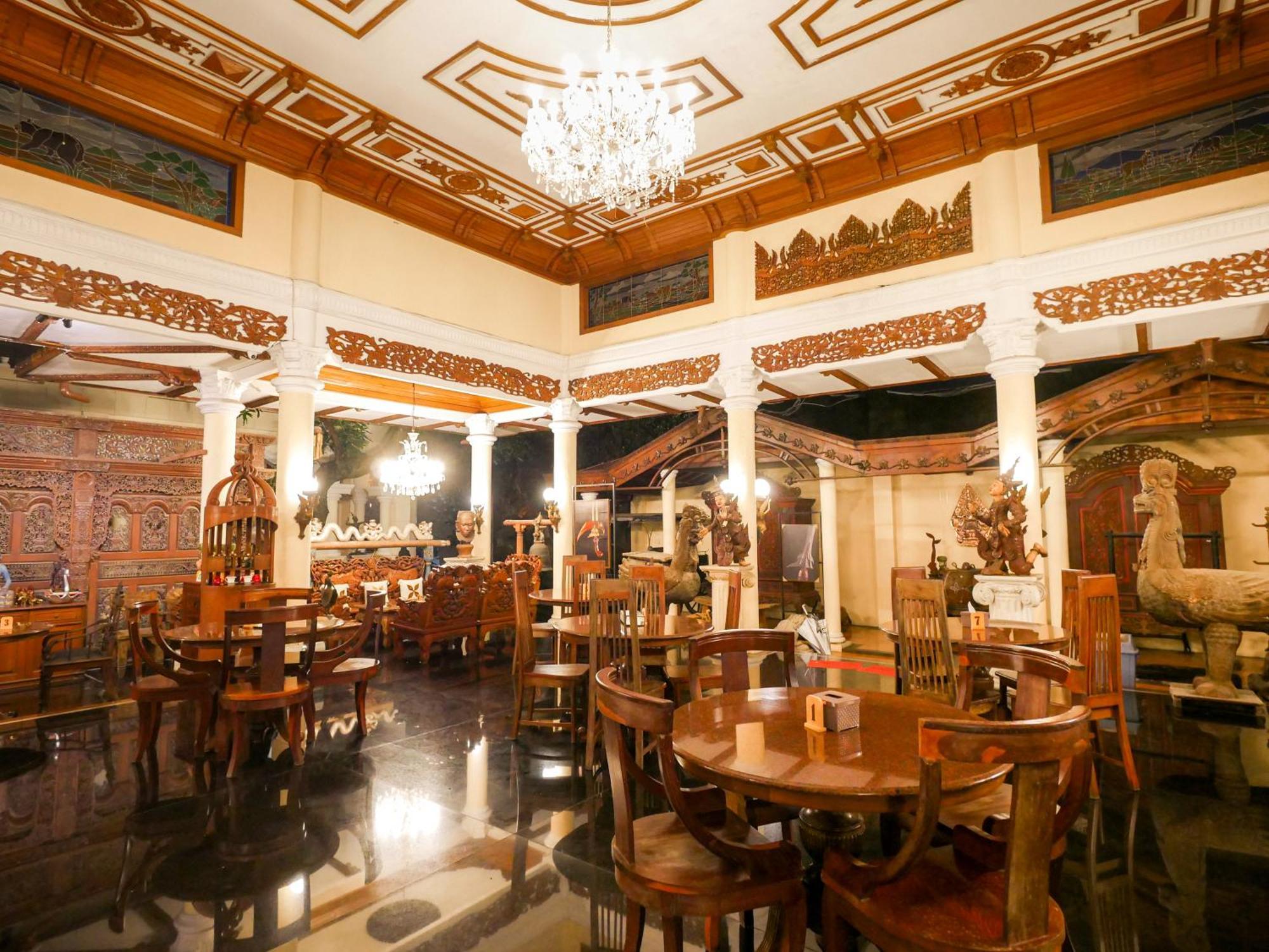 Rumah Pesik Art & Heritage Hotel Gondowulung Exterior foto